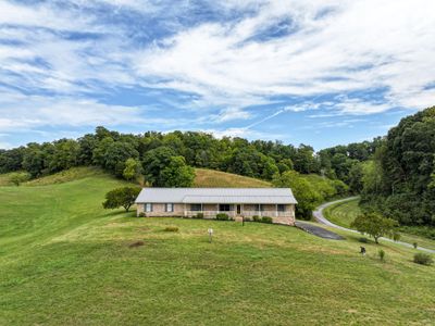 887 Berry Road, House other with 3 bedrooms, 3 bathrooms and null parking in Bulls Gap TN | Image 3