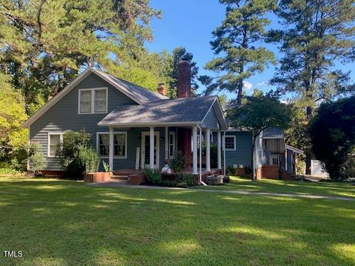 715 Williamsboro St, Oxford, NC, 27565-3034 | Card Image