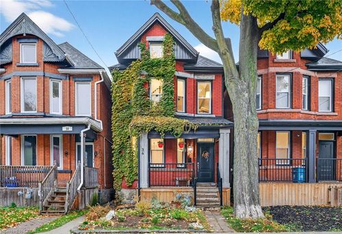 36 Ashley St, Hamilton, ON, L8L5S6 | Card Image