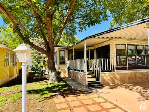 71-180 N 1100 E, Washington, UT, 84780-1889 | Card Image