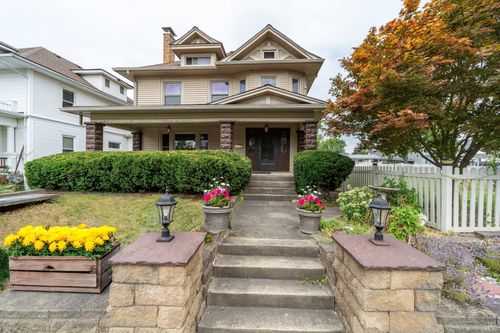 614 Columbus Ave, Washington Court House, OH, 43160-1524 | Card Image
