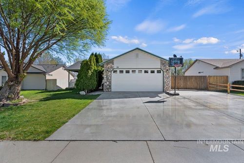 24 S Honey Drive, Nampa, ID, 83687 | Card Image