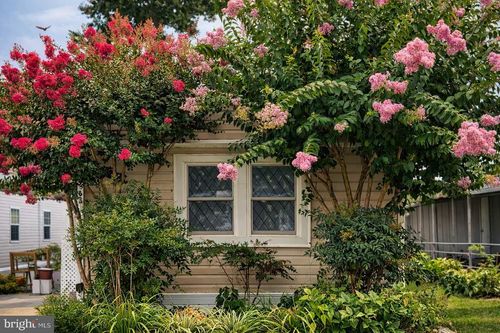 11283 Mobile Dr, Fairfax, VA, 22030-5558 | Card Image