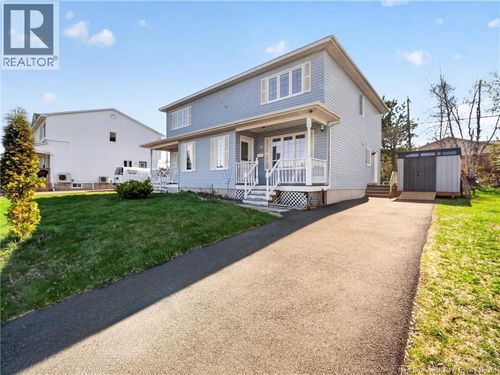 28 Brun Crt, Moncton, NB, E1C9X2 | Card Image