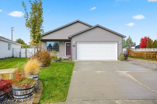 4530 Sunglow Ct, West Richland, WA, 99353-5715 | Card Image
