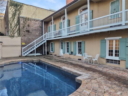 618 Dauphine Street, New Orleans, LA, 70112 | Card Image