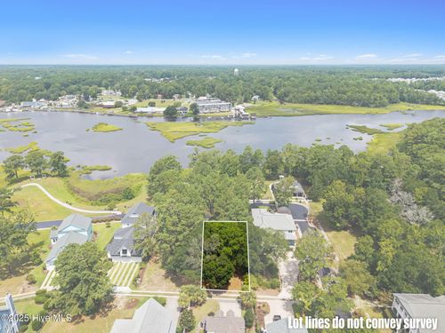 9291 River Ter Sw, Calabash, NC, 28467-3047 | Card Image