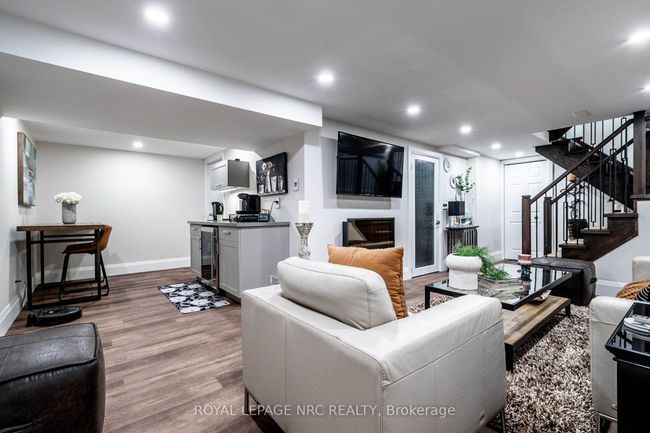 6184 Trillium Cres, House other with 3 bedrooms, 2 bathrooms and 2 parking in Niagara Falls ON | Image 34