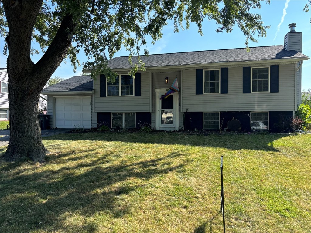Boxwood Ln, Cedar Rapids, IA 52402
