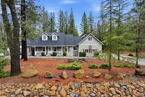 8863 Fox Drive, Cobb, CA, 95426 | Card Image