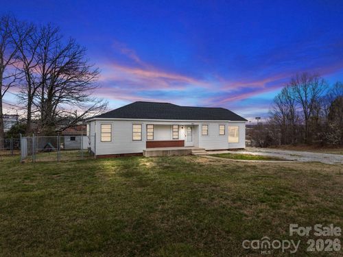 1415 E Council St, Salisbury, NC, 28146-4705 | Card Image