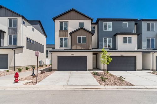 330-5256 N Greenfield Way, Eagle Mountain, UT, 84005-4033 | Card Image