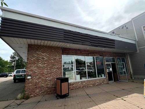 5031 50 St, Sylvan Lake, AB, T4S1P9 | Card Image