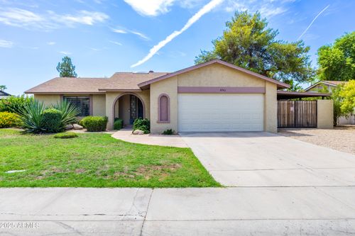 8943 E Friess Dr, Scottsdale, AZ, 85260-7077 | Card Image