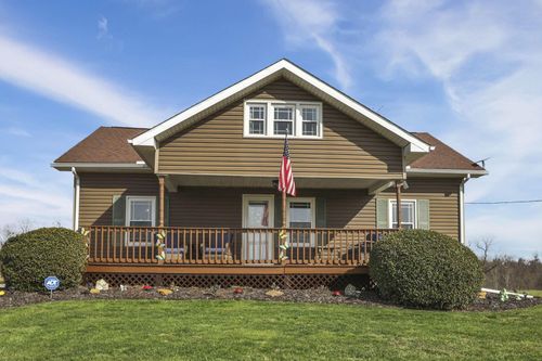 5502 Dutch Ridge Rd Se, New Straitsville, OH, 43766-9710 | Card Image