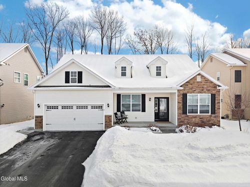 7 Timber Creek Dr, Ballston Lake, NY, 12019-1748 | Card Image