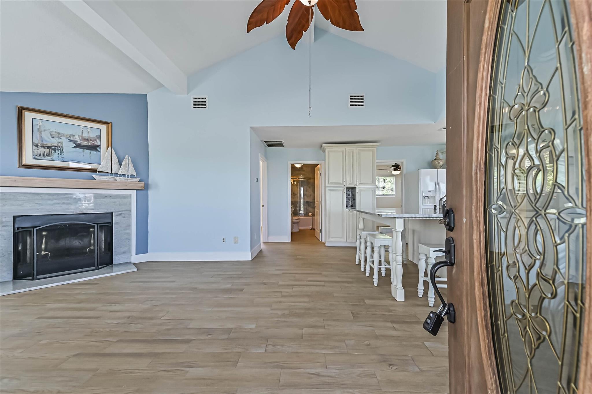 Residential Lease in San Leon 5