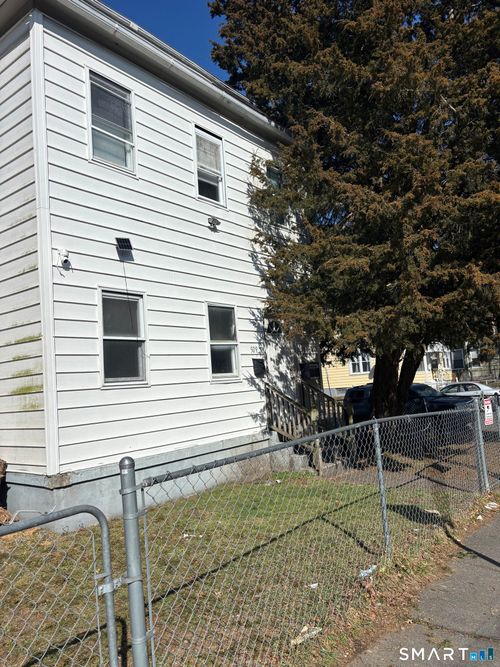 509 Ogden St, Bridgeport, CT, 06608-1730 | Card Image