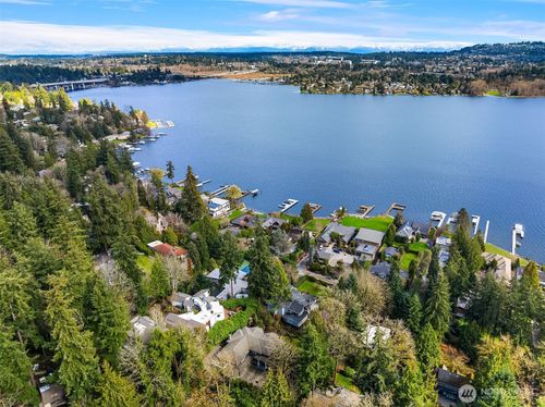 4419 Ferncroft Road, Mercer Island, WA, 98040 | Card Image