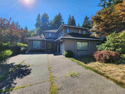 59 Foxwood Dr, Port Moody, BC, V3H4X2 | Card Image