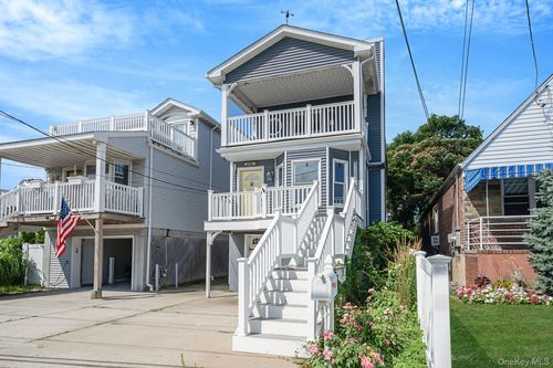 533 Beach 127th St, Rockaway Park, NY, 11694-1732 | Card Image