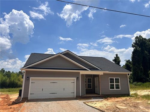 600 Cypress St, Roseboro, NC, 28382-5529 | Card Image