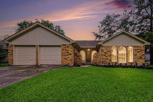 3810 Clover Dr, Alvin, TX, 77511-5029 | Card Image