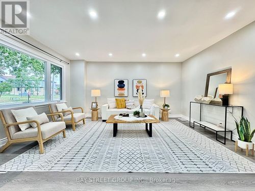 351 E 27th St, Hamilton, ON, L8V3G9 | Card Image