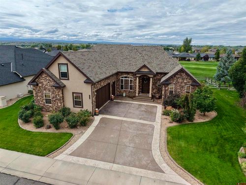 3940 Grand Mesa Dr, Montrose, CO, 81403-7118 | Card Image