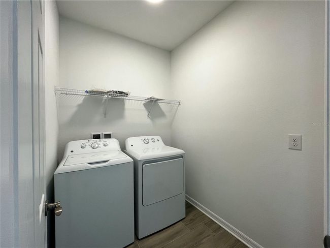 4067 Via Sienna Cir, Townhouse with 2 bedrooms, 3 bathrooms and null parking in SARASOTA FL | Image 21