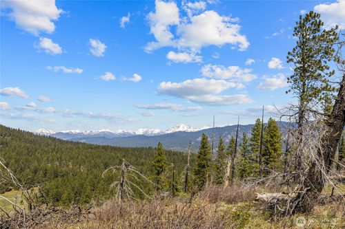 1420 Emerick Rd, Cle Elum, WA, 98922-9136 | Card Image