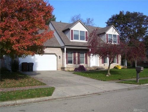 904 Louise Drive, Xenia, OH, 45385 | Card Image