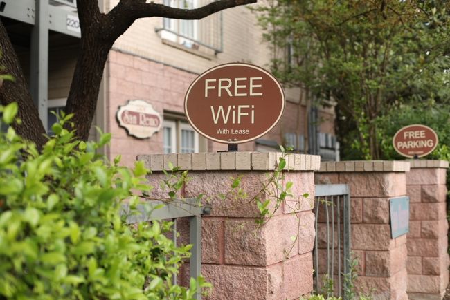 View of community / neighborhood sign | Image 15