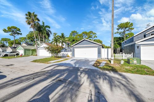 1325 Strawberry Ln, West Palm Beach, FL, 33415-4508 | Card Image