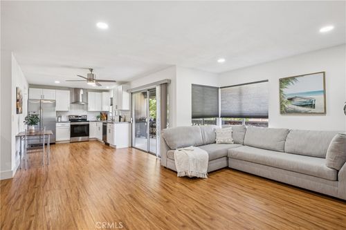 85-1124 S Citron St, Anaheim, CA, 92805-5577 | Card Image