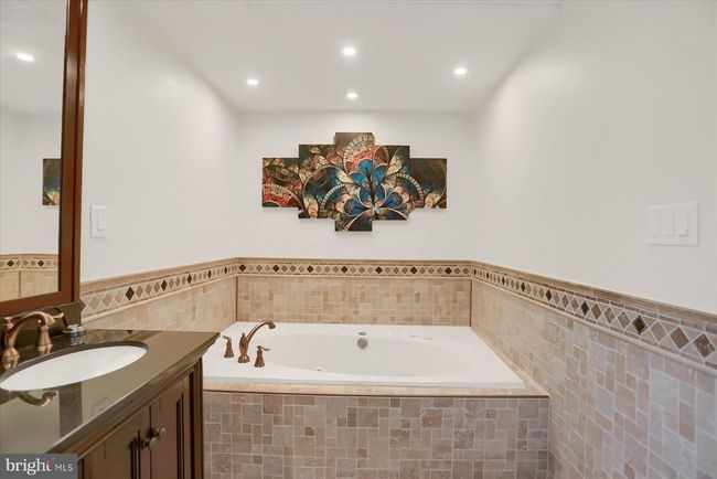 8812 S Susquehanna Trl, House other with 4 bedrooms, 3 bathrooms and null parking in Port Trevorton PA | Image 31