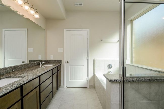 29639 Yaupon Shore Dr, House other with 4 bedrooms, 4 bathrooms and 2 parking in Spring TX | Image 22