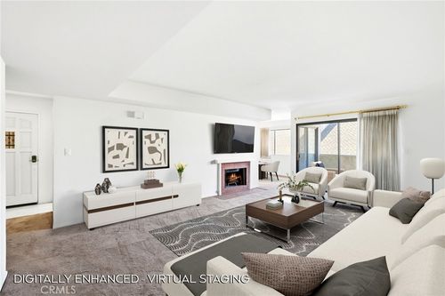 unit-202-7625 Reseda Blvd, Reseda, CA, 91335-7402 | Card Image