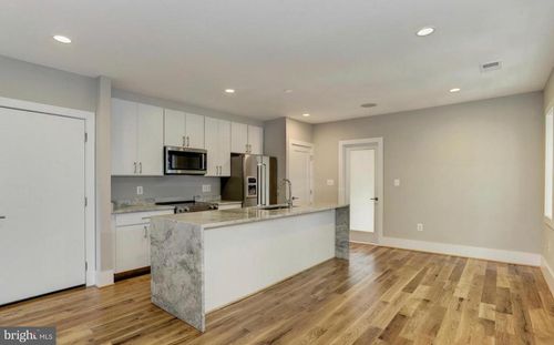 apt-3-913 Quincy St Ne, WASHINGTON, DC, 20017-3637 | Card Image