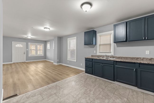 15840 Dexter Ave, House other with 3 bedrooms, 1 bathrooms and null parking in Detroit MI | Image 14