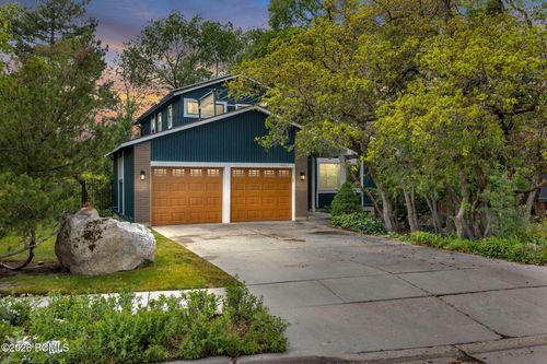 10062 S Bell Canyon Cir, Sandy, UT, 84092-4526 | Card Image