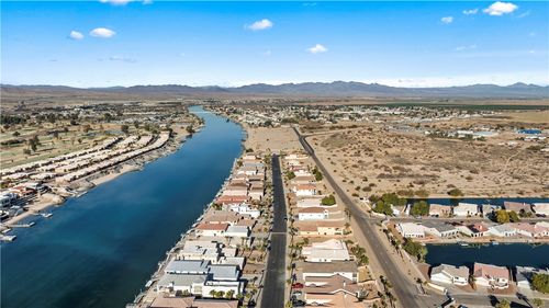 10696 S River Terrace Dr, Mohave Valley, AZ, 86440-9529 | Card Image