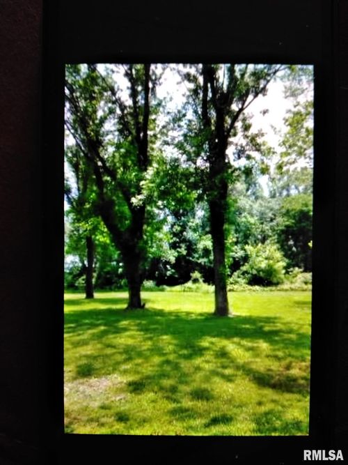 1604 and 1600 Mahoney Street, Eldorado, IL, 62930 | Card Image