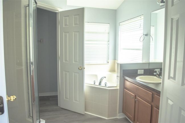 844 Haring Ln, House other with 3 bedrooms, 2 bathrooms and null parking in MOUNT DORA FL | Image 11
