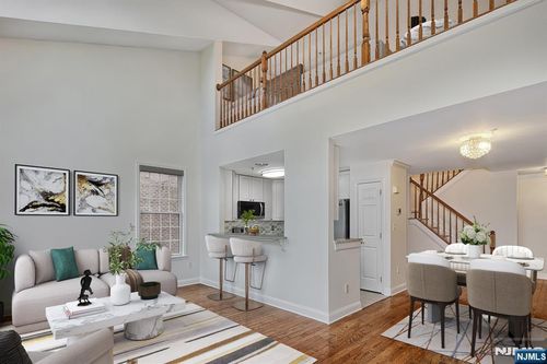 126 Abbie Ct, West New York, NJ, 07093-8377 | Card Image