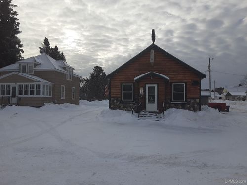 805 &amp; 807 Eli Avenue, Bessemer, MI, 49911 | Card Image