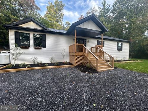 812 Lincoln Way W, Mc Connellsburg, PA, 17233-8908 | Card Image