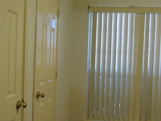 View of interior details | Image 13