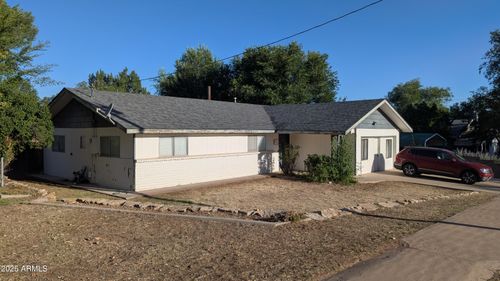 160 S Washington, Saint Johns, AZ, 85936-4586 | Card Image