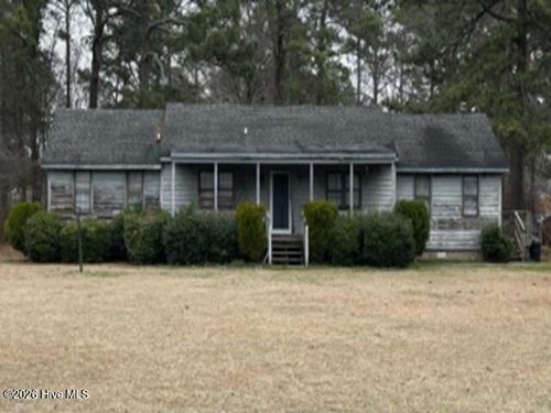 705 Longleaf Ave, Goldsboro, NC, 27534-8622 | Card Image